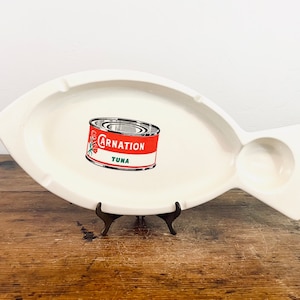 Vintage Florence Ceramics by Scripto Carnation Tuna Pottery Ashtray / Mid Century Tuna Fish Shaped Food Tray / Tobacciana