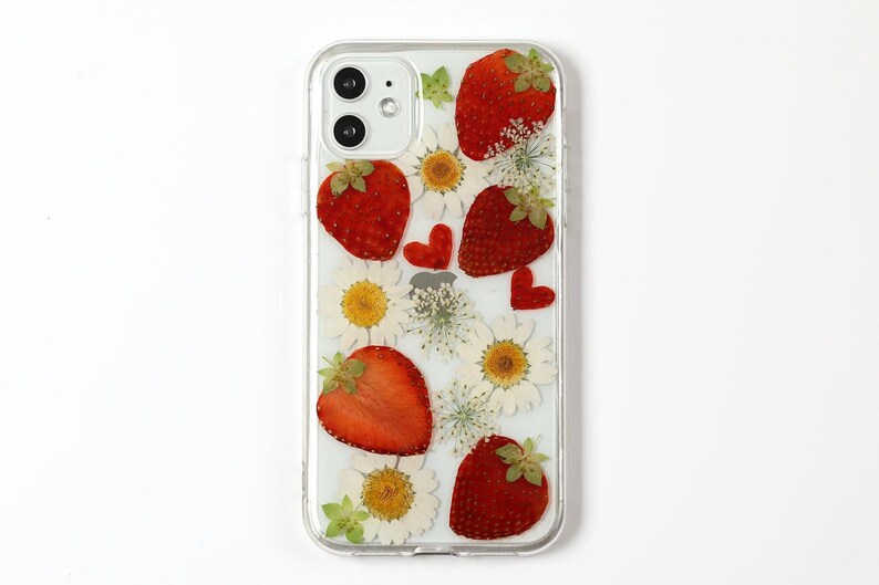 Handgemaakte aardbei geperste bloem telefoonhoesje, iPhone 16 15 14 13 12 11 pro max xr xs x se hoesje, samsung galaxy s25 s24 s23 s22 s21 hoesje afbeelding 2