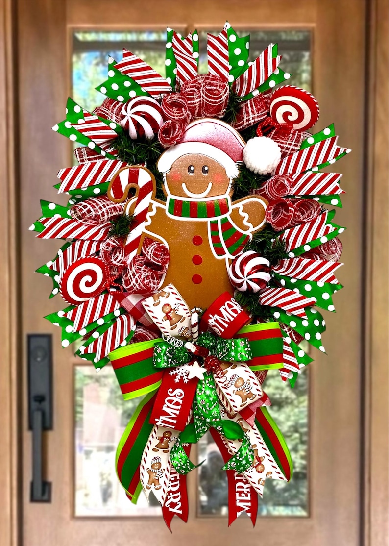 Gingerbread Man Christmas Wreath, Candy Holiday Decor - Etsy