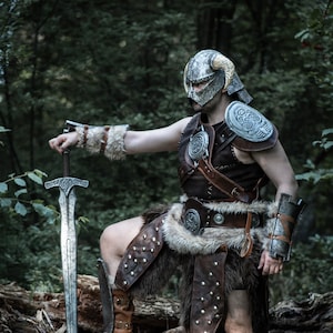 Armadura fantasía vikinga inspirada Skyrim, For Honor, Assasins Creed  Valhalla -  México