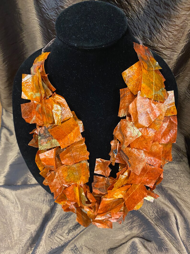 Nature in Paper--- "Square Leaves Necklace" - lavozdelcampo.com.mx