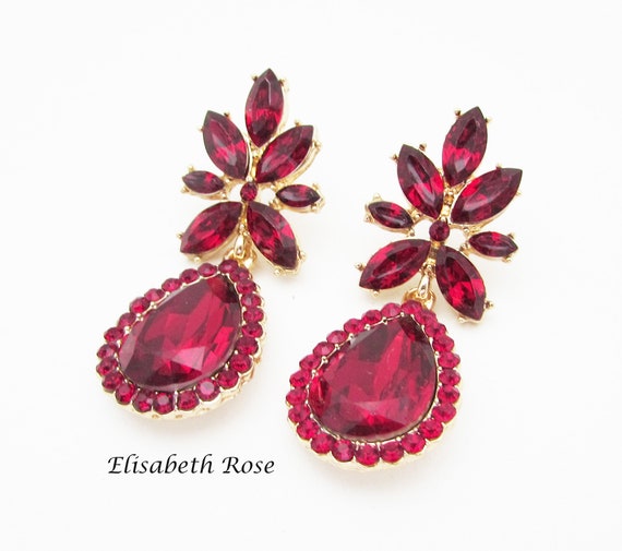 OOMPH earringsethnic  Buy OOMPH Red Kemp Stone and Pearls Peacock Design  Large Chandbali Earrings Online  Nykaa Fashion