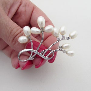 Genuine Freshwater Pearl Wedding Brooch, Pearl Brooch for Wedding, Bridal Brooch Pin, Wedding Day Brooch, Real Pearl Brooch Pin for Dress