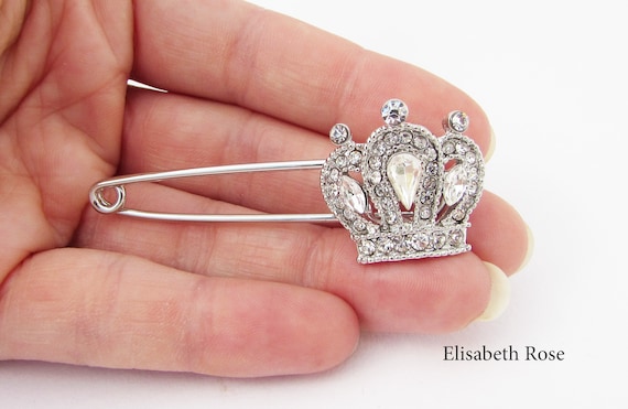 Crown brooch pin clearance