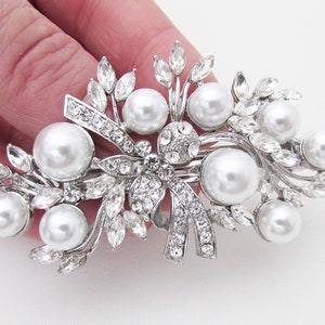 White Pearl Bridal Hair Barrette, Crystal and Pearl Hair Clip for Bride, Wedding Day Hair Barrette, Bridal Pearl Hair Clip, Hair Barrette