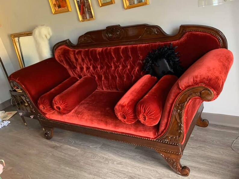 Red Victorian Couch Sofa Antique Tufted Velvet Elegant Settee Etsy