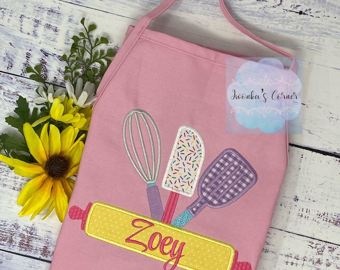Personalized Kids Apron, Cooking Kitchen Gift, School Gift, Student Gift, Monogrammed, Cooking, Art Party, Apron Made in USA,
