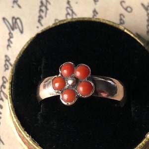 Antique Art Nouveau 1900's Gold Red Coral Flower Style Cute Ring