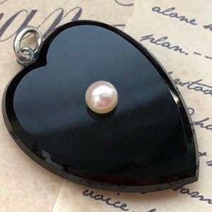 Antique 1900's French Mirror Glossy Jet 6.1mm Pearl Large Faceted Heart Pendant