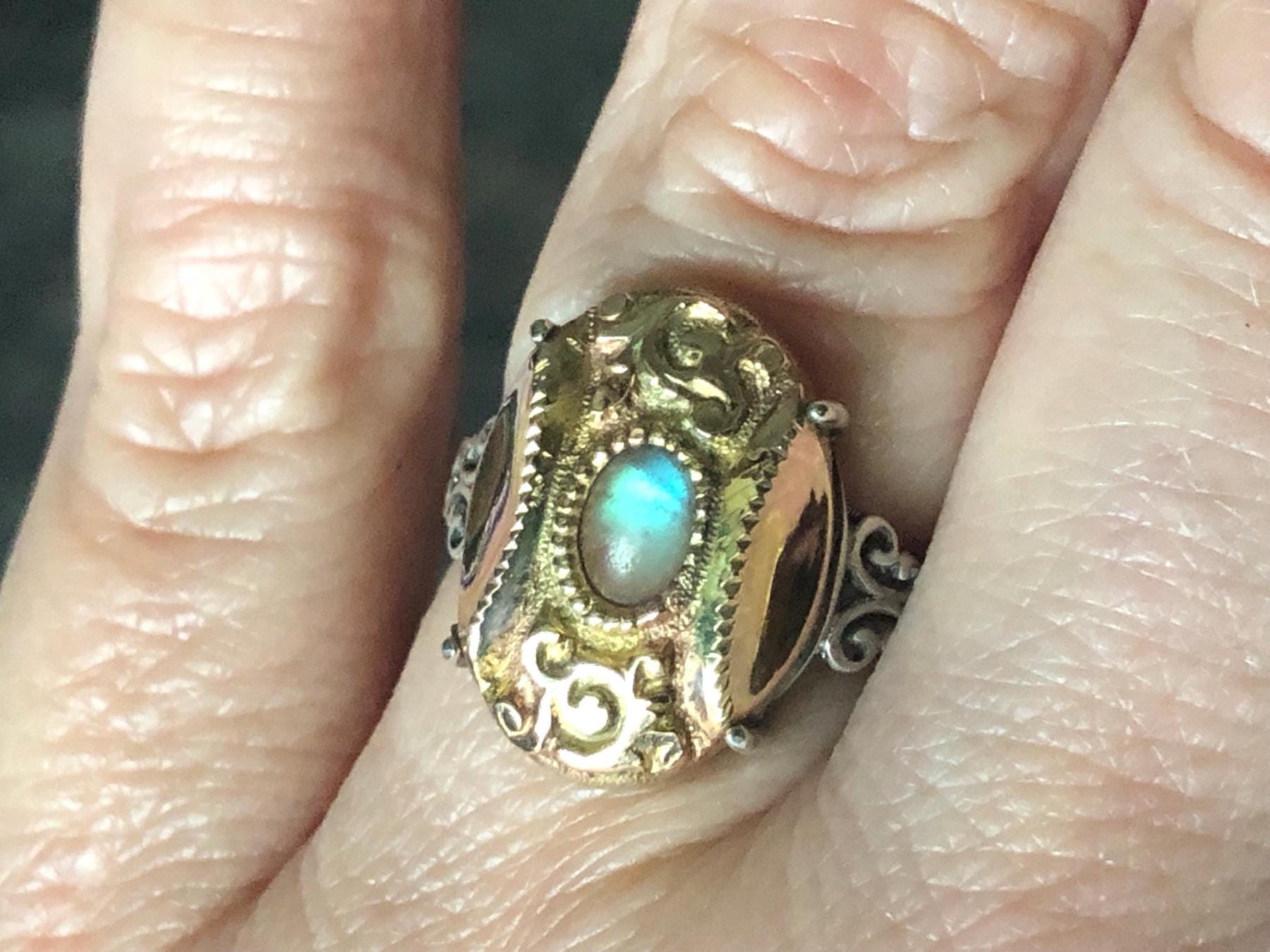 Antique 1800s Victorian Rolled Gold Ornament SAPHIRET サフィレット
