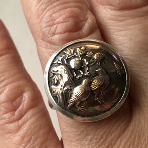 アンティーク 1800 年代 ビクトリア朝の銅 20 mm トップ 3 色メッキ バード フォレスト スターリング シルバー バック リング
