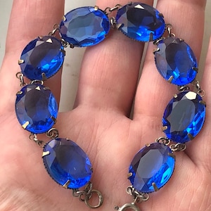 Antique 1910&#39;s Edwardian Metal Stunningly Beautiful Blue Color Faceted Glass Links 18.5cm Bracelet