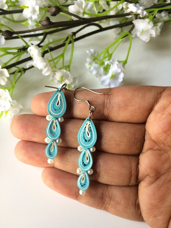 Modern Quilled Earrings by Filigratti