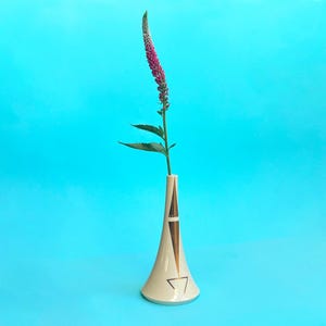 Small Porcelain Sculptural Bud Vase, Pale Yellow Glaze with a Hand-Painted Gold Design - Geometric Ceramic Art