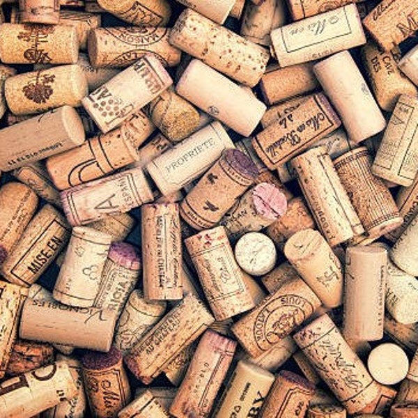 50 Wine Corks, Winery Wine Cork, Wine Corks with Logos, Bulk Wine Corks, Used wine corks. Recycled Wine Corks, Up-cycled Used Wine Corks