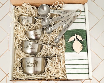 Personalized Measuring Cup & Spoon Gift Set, Housewarming Gift From Realtor