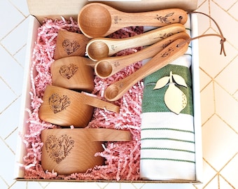 Baking gift set: Measuring Cups & Spoons for bakers, Birthday, Bridal Shower