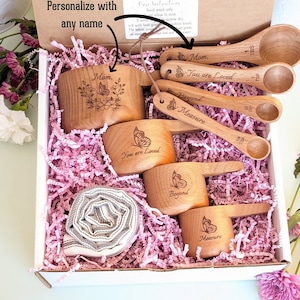 Personalized Baking Gift Set of Measuring Cups & Spoons, Useful Unique Mothers day gift