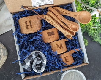 Housewarming gift basket, Wood measuring cups, Measuring spoons, Realtor closing gift for buyer, Real estate closing gift,