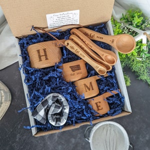 Housewarming gift basket, Wood measuring cups, Measuring spoons, Realtor closing gift for buyer, Real estate closing gift,