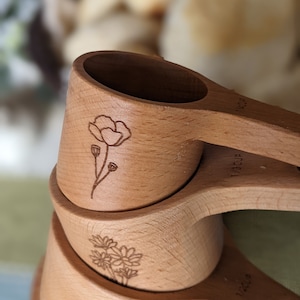 Wooden measuring cups, Measuring spoons, Baking gifts, Floral, Flowers, 50th birthday gift for women, Mom gift, image 3