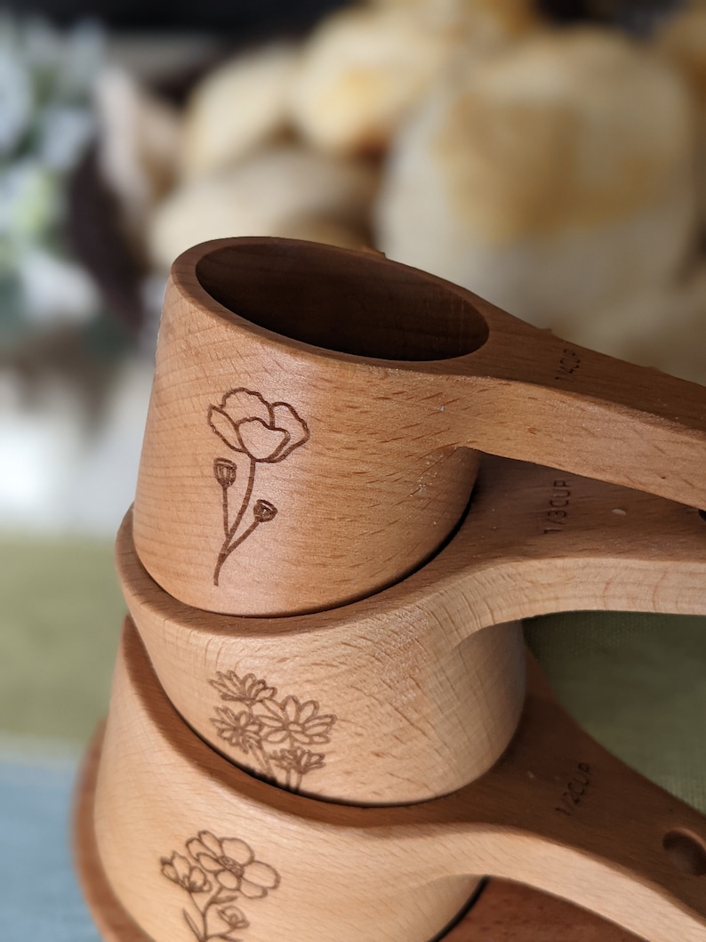 Wooden measuring cups, Measuring spoons, Baking gifts, Floral, Flowers, 50th birthday gift for women, Mom gift, image 3