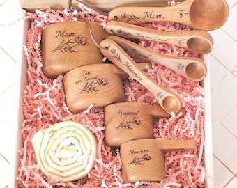 Personalized Measuring Cups & Spoons: Unique Mothers Day Baking Gift Set for Baker