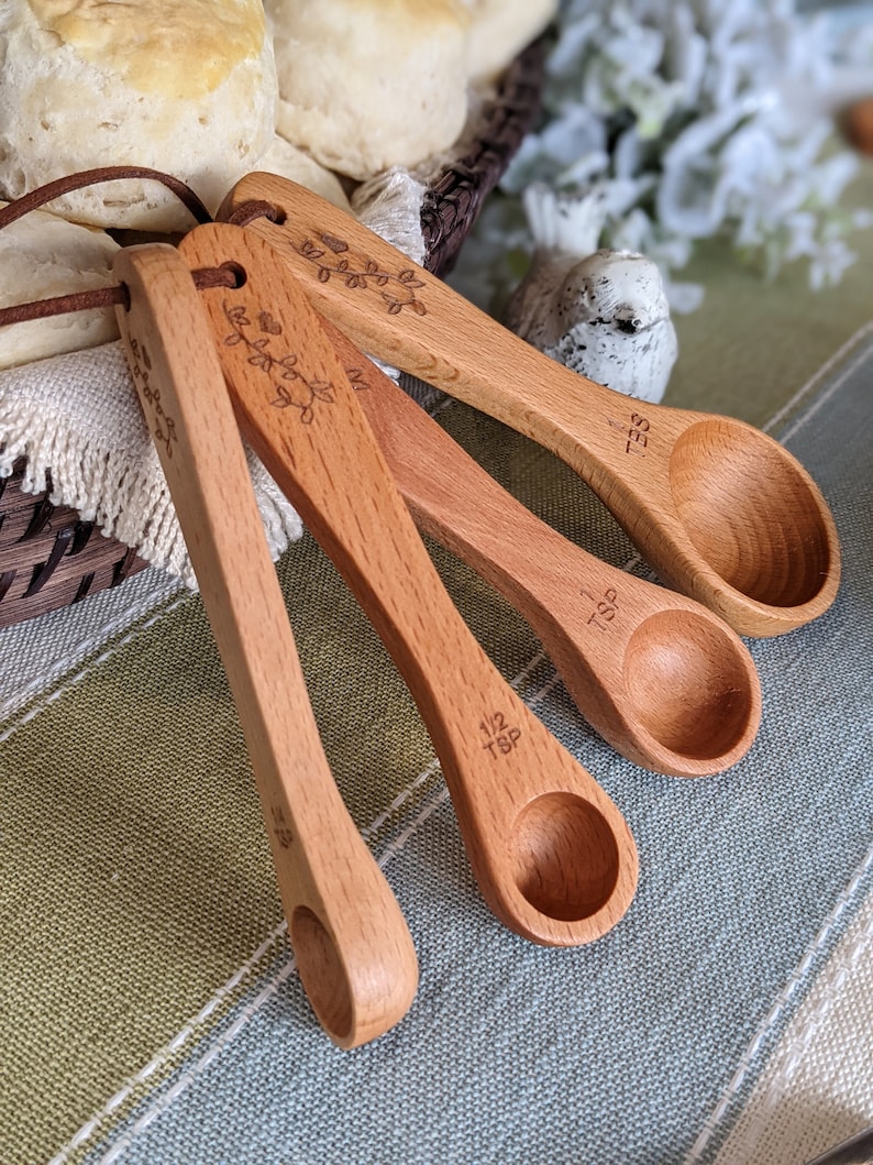 Wooden measuring cups, Measuring spoons, Baking gifts, Floral, Flowers, 50th birthday gift for women, Mom gift, Just the spoons