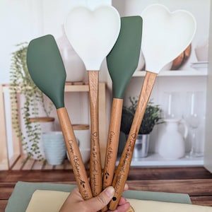 Espátula grabada: regalo de cumpleaños para panaderos, regalo único para anfitrionas, imagen 18