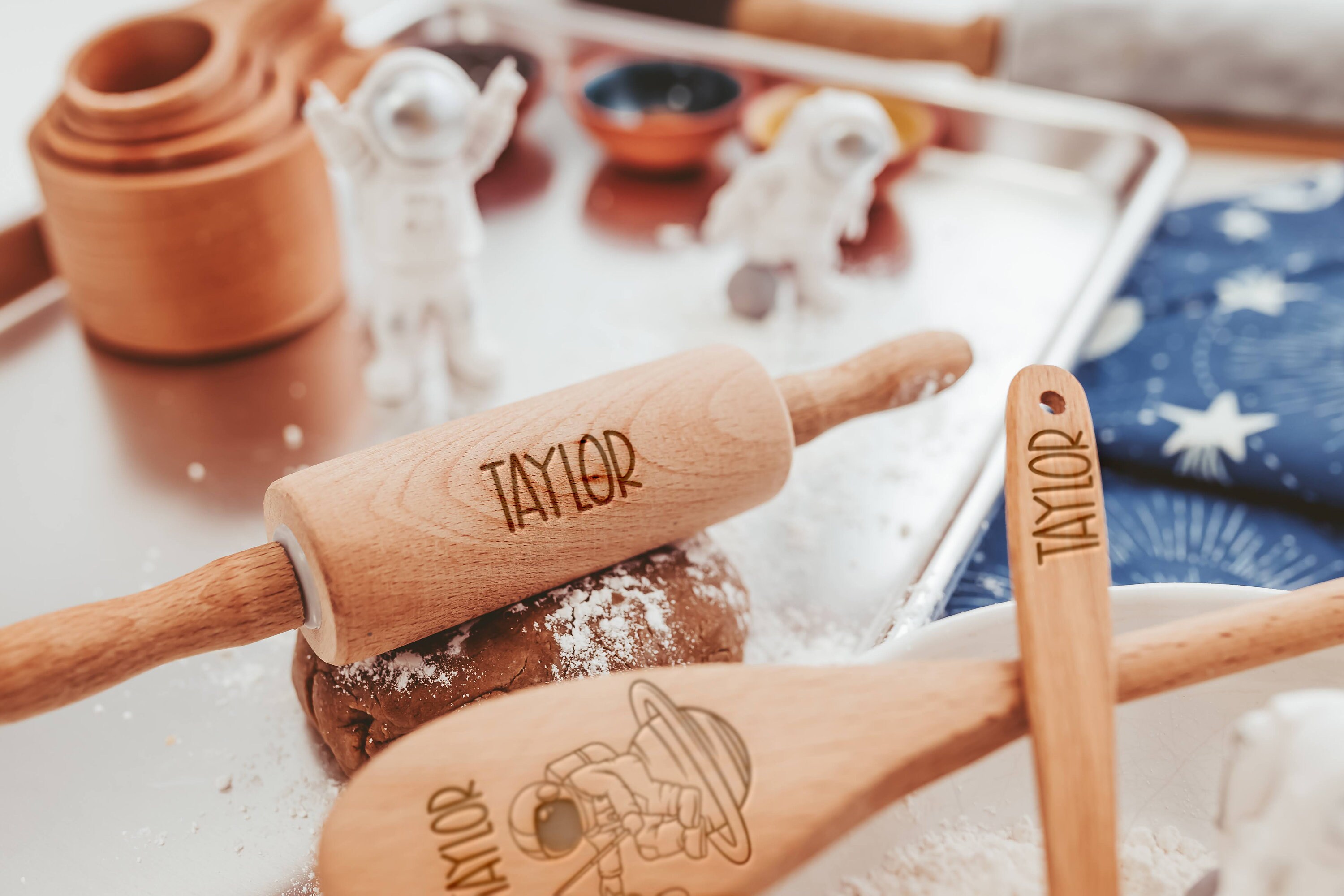 Jugar accesorios de cocina Juguetes de madera personalizados | Etsy