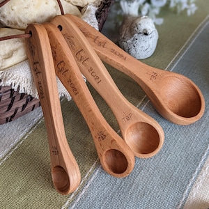 Housewarming gift basket, Wood measuring cups, Measuring spoons, Realtor closing gift for buyer, image 4