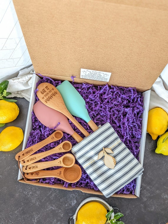 Kitchen Gifts for Mother's Day  Baking & Cooking Gifts for Mom
