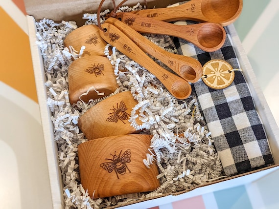 Baking Box, Bee Gifts, Bee Hive, Measuring Cups, Wood Measuring