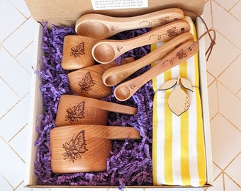 Mothers day gift box, Mom gift basket, Gift set, Baking gifts, Kitchen utensils, Grandma gift, Butterfly,