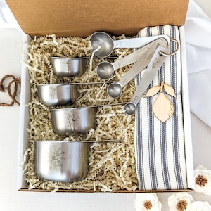 Bridal shower gift basket, Measuring cups, New home gift, Gift for best friend female, Baking gifts,