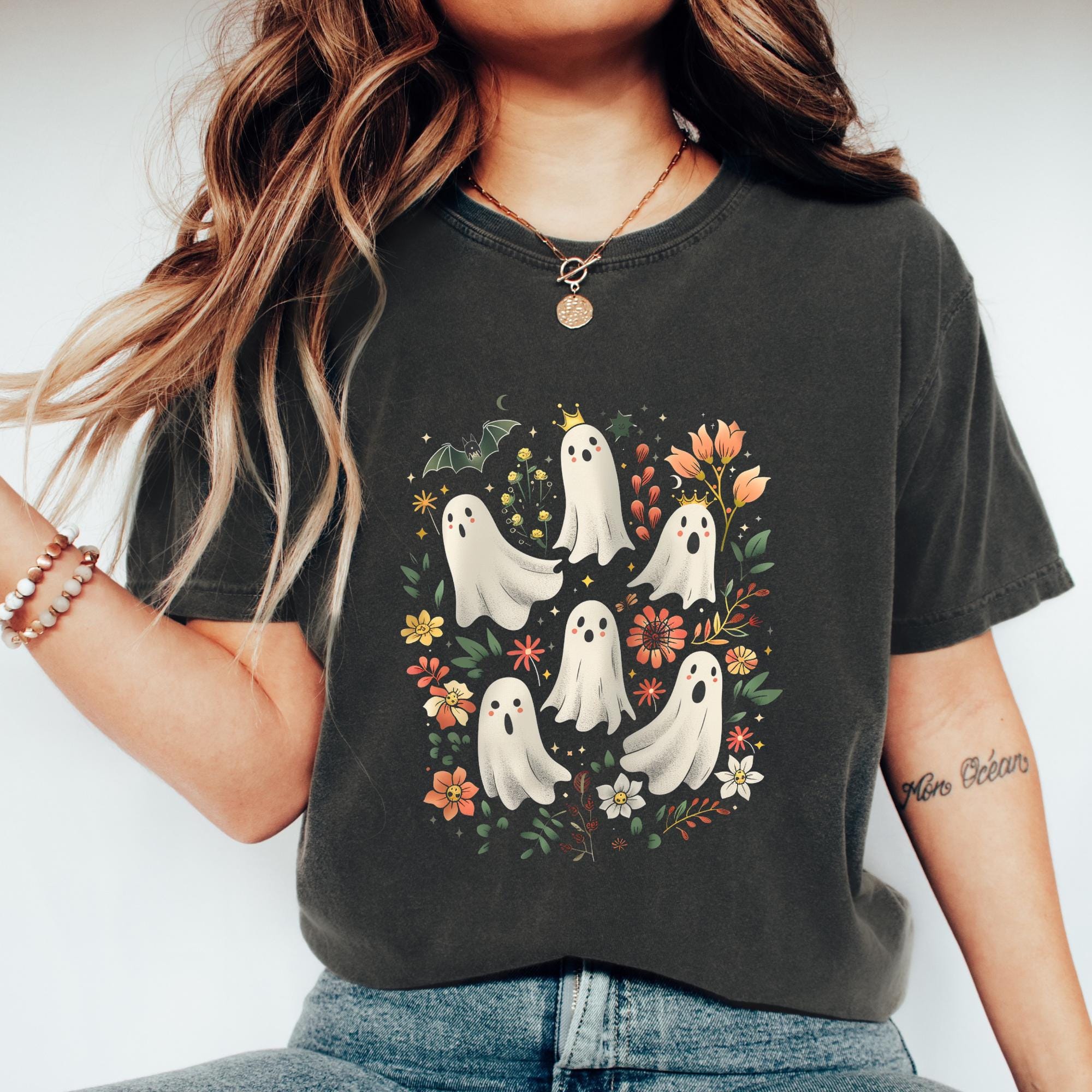 Cute Ghost Chorus Shirt Spooky Floral Singing Ghosts Halloween Spooky Girl Tshirt Ghost Lover Gift Tee For Women Teens Halloween Lover
