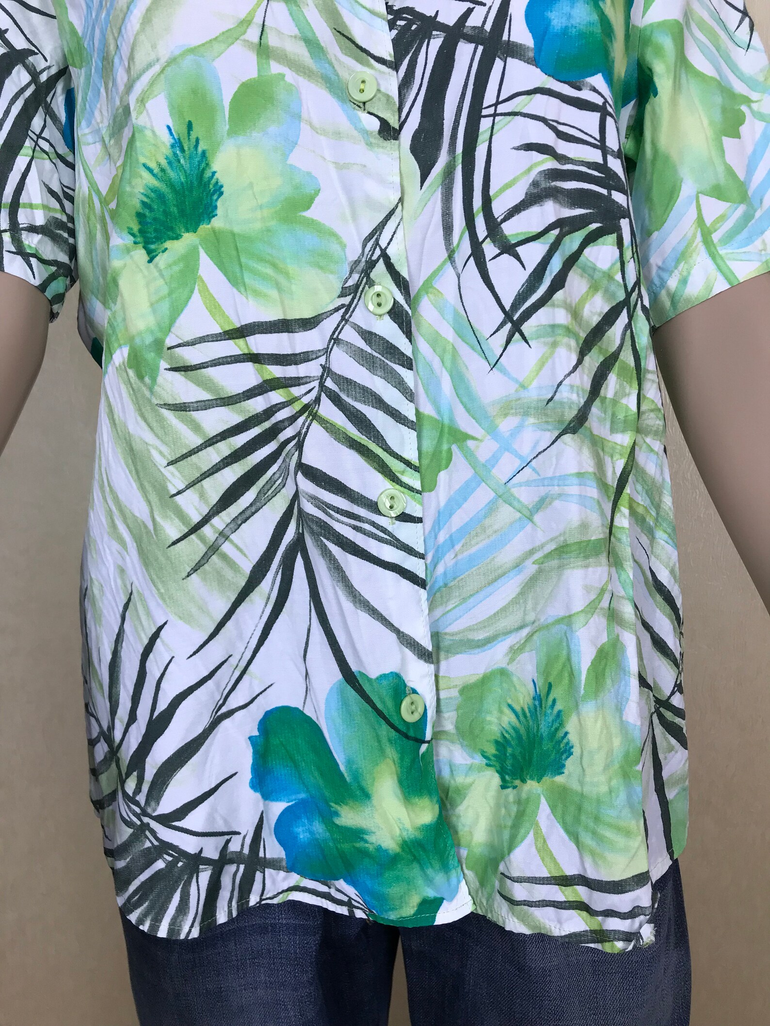 HAWAIIAN BUTTON DOWN SHIRT