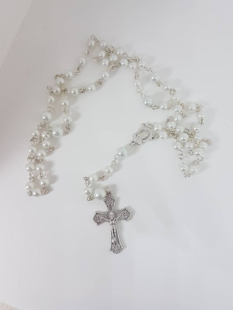 Crucifix cross pendant Beautiful rosary beads necklace