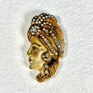 Vintage Wood Brooch Glamorous Woman Turban Rhinestones