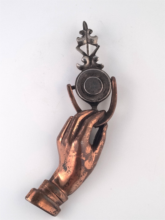 Vintage DoorKnocker Brooch - image 1