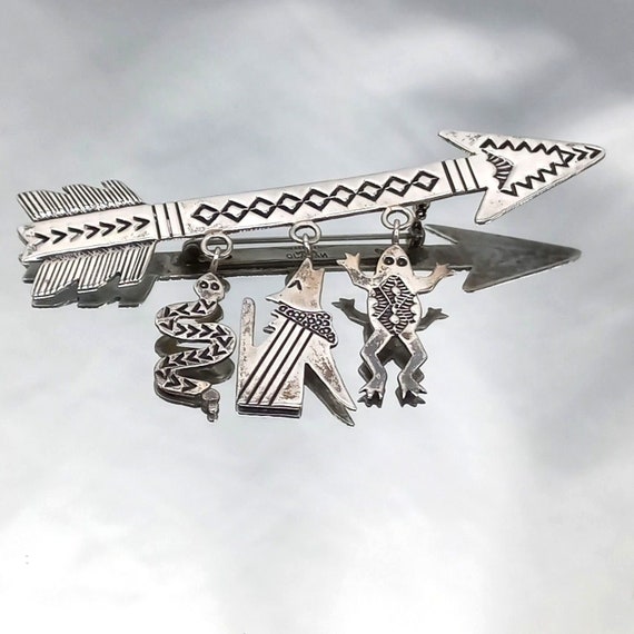 Fabulous Vintage Native American Navajo Sterling Silver Pin Signed Fabulous Vintage Native American Navajo Sterling Silver Pin Signed