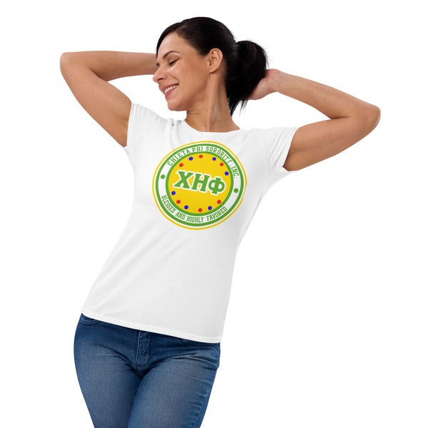 Montrez votre esprit chi eta phi : t-shirt à manches courtes avec logo pour femme !