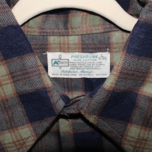 KMART Men&#39;s 1970s Plaid Flannel Shirt L 16-16.5 Blue Gray