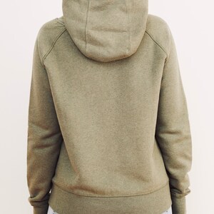 FARBSPECHT BIO Hoodie Pullover M oliv weiß WELT Bild 2