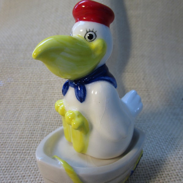 Vintage Pelican in a Dingy Salt and Pepper Shaker Set