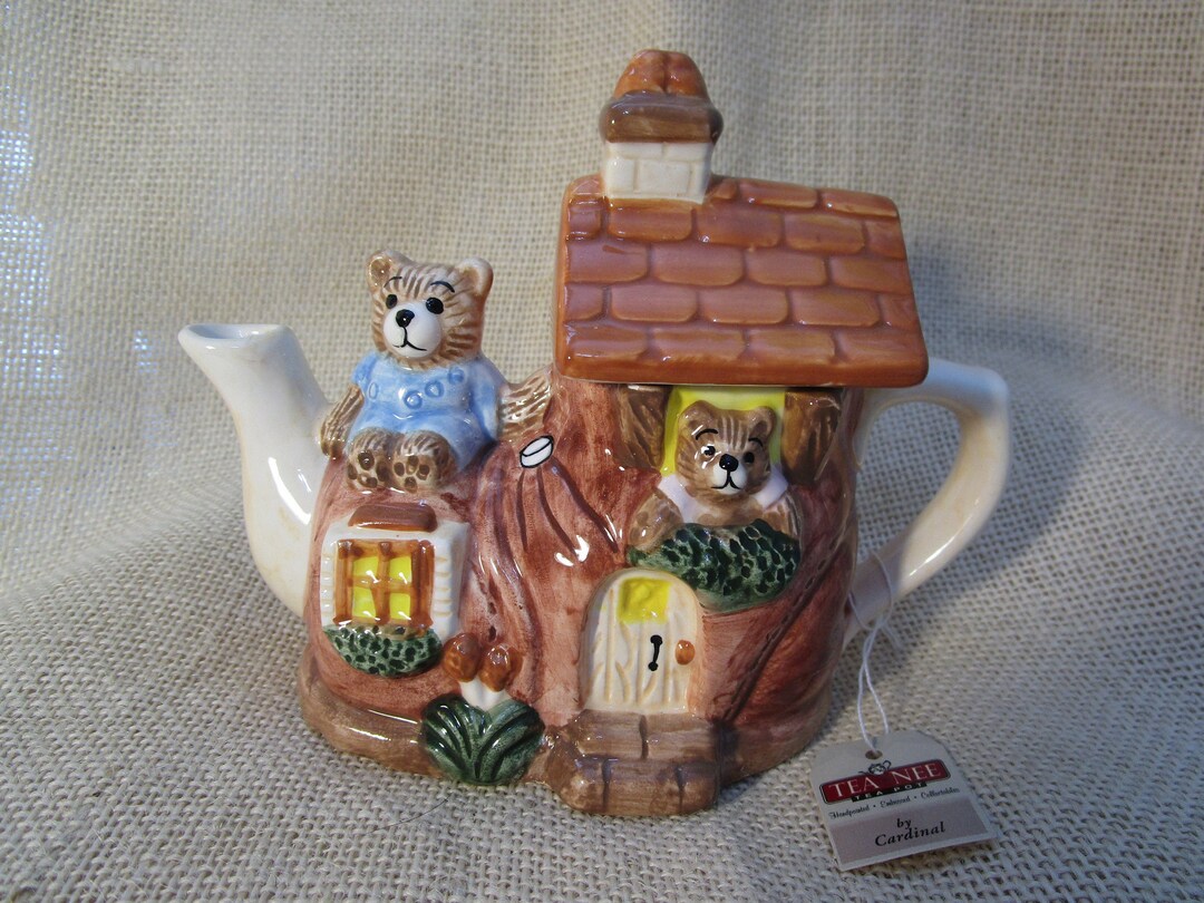 Teanee Teapot by Cardinal Etsy