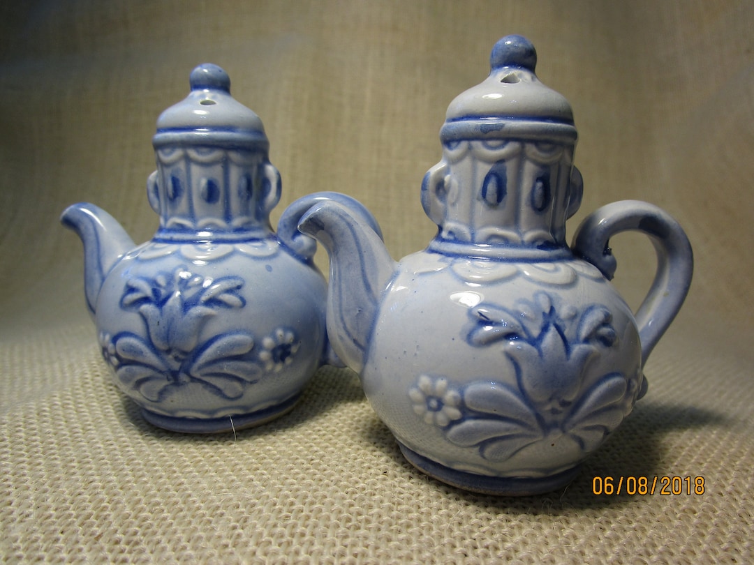 Coffee Pot Salt and Pepper Shaker Set - Etsy