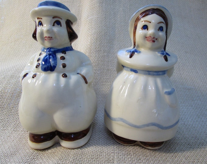 Large Shawnee Dutch Boy and Girl Salt and Pepper Shaker Set - Etsy