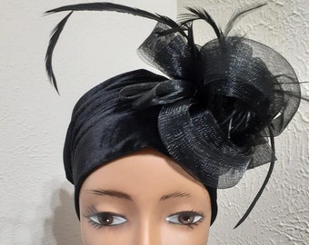 Sophisticated Velvet Turban Hat with Colonial Ribbon