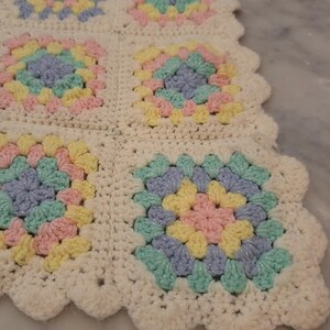 Vintage Handmade 70s Granny Square Afghan Baby Blanket Pastel Multicolor Crochet